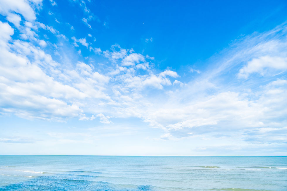 white-cloud-blue-sky-sea.jpg