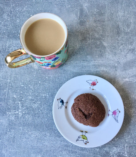 Healthier chocolate biscuits