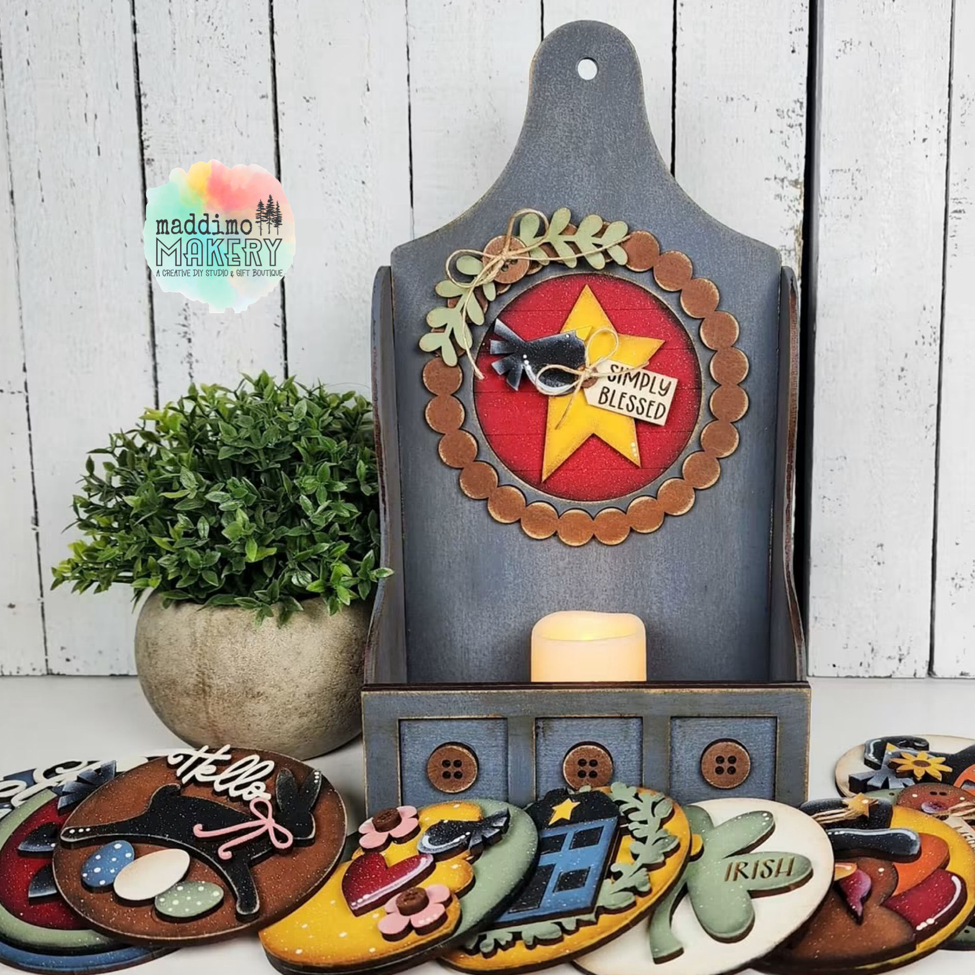 Heirloom Folk Art Shaker Tealight  Box 