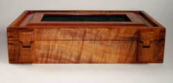 Koa hinges