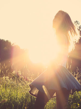 Nourishing Your Body Through our Earth’s Plants: Utilizing Herbs for Mineral Support While Healing