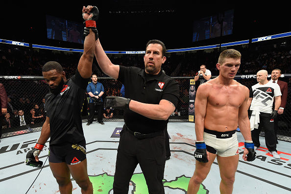 UFC 209: Woodley se lleva la victoria y retiene su título.