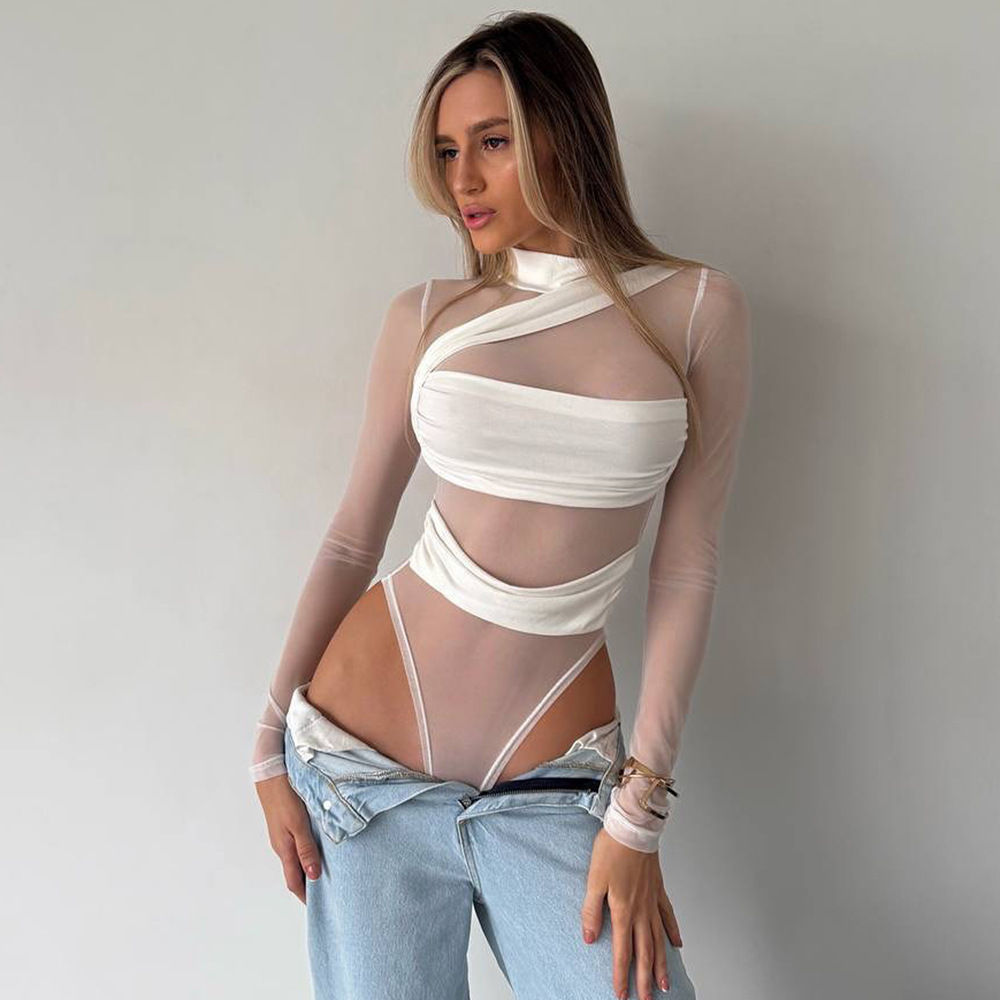 Body feminino Oshfall liso, modelagem justa e alta elasticidade