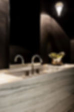 Quartzite Countertop white-macaubas-vein-cut-polished-quartzite-e1661521866810