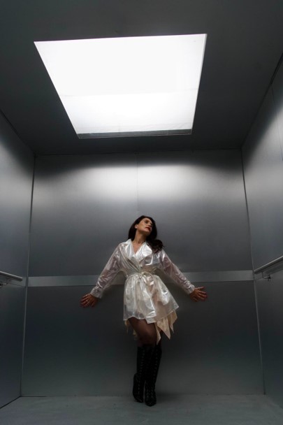 Jessie Ware Releases Official Video for “Sauna”