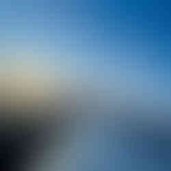 Sonnenaufgang aus dem Flugzeugfenster fotografiert