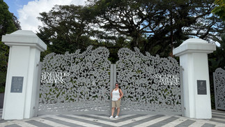 Eingangstor in einen Park