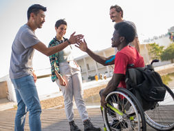 DISABILI ESCLUSI DALLA CORSIA PREFERENZIALE È VIOLAZIONE DEI PRINCIPI FONDAMENTALI