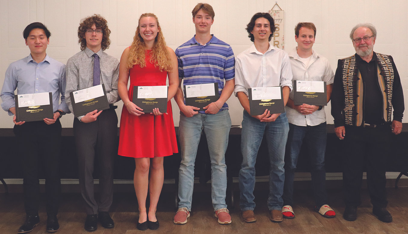 CCHS student speaks about scholarship nomiation - Vimarsana News