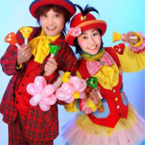 男女2人のパフォーマー
