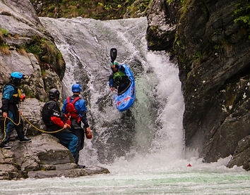 discesa-guidata-kayak-sermenza-valsesia