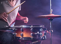 manulacao-de-bateria-aula-de-bateria-780