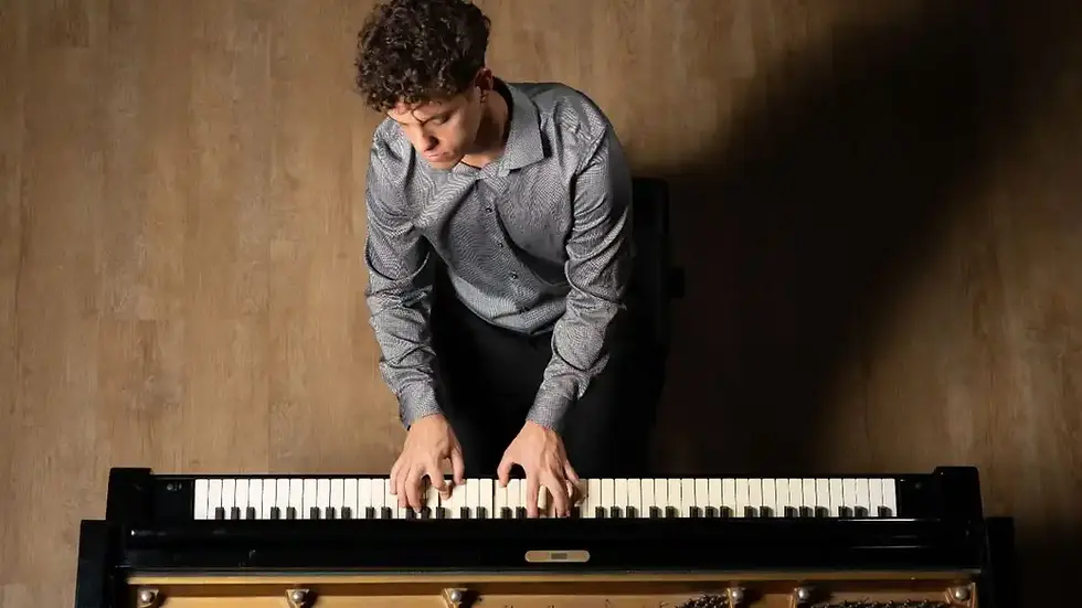 El joven pianista Gabriel Ducatenzeiler ofrece en El Hierro un concierto ‘de cine’ dentro del Festival de Música de Canarias