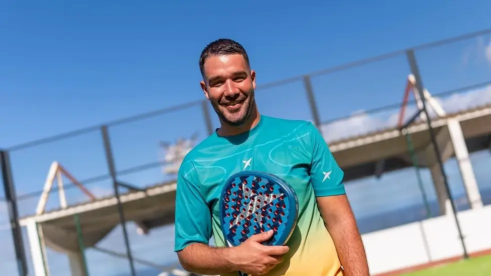 Nace la primera academia de pádel en la isla El Hierro