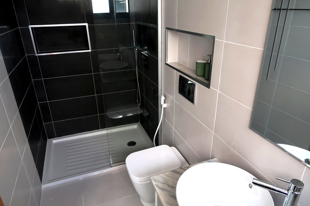 3-bedroom apartment
Bathroom