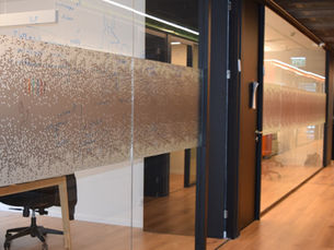 מדבקות אנטי סאן