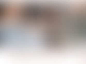 Junge Erwachsene im Beratungskontext – Symbolbild für Unterstützungs- und Bildungsangebote für Jugendliche und junge Erwachsene im SGB II