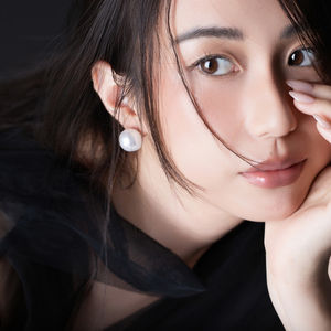 Artist Outdoor Portrait Photoshoot
