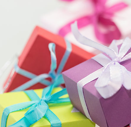 Scatole regalo colorate