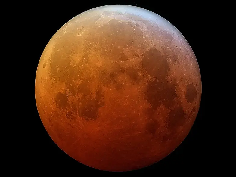 19-lunareclipse.webp