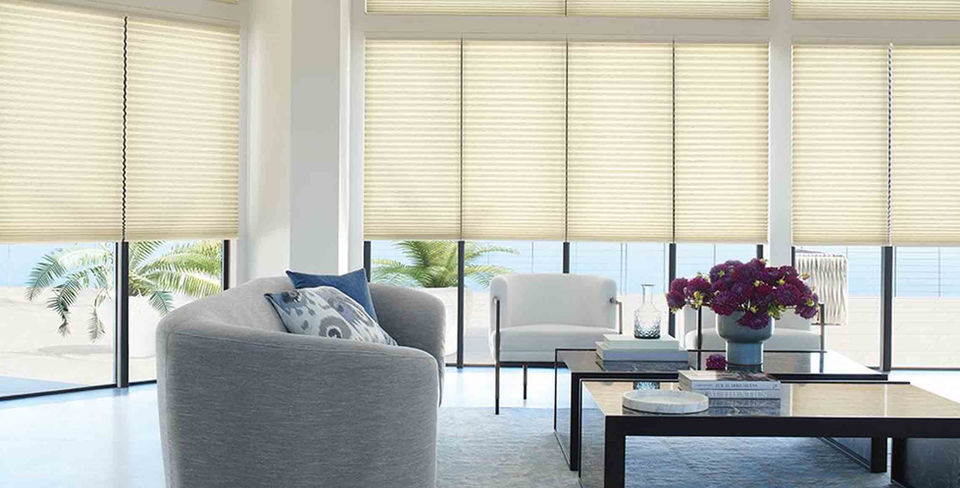 hunter-douglas-customer.jpg