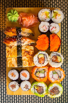 sushi-2620063_1920.jpg