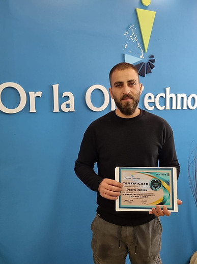 ניוטון – מכשיר לייזר להסרת שיער מקצועי לרכישה, לקנייה בטוחה ומתקדמת למכוני לייזר וקליניקות