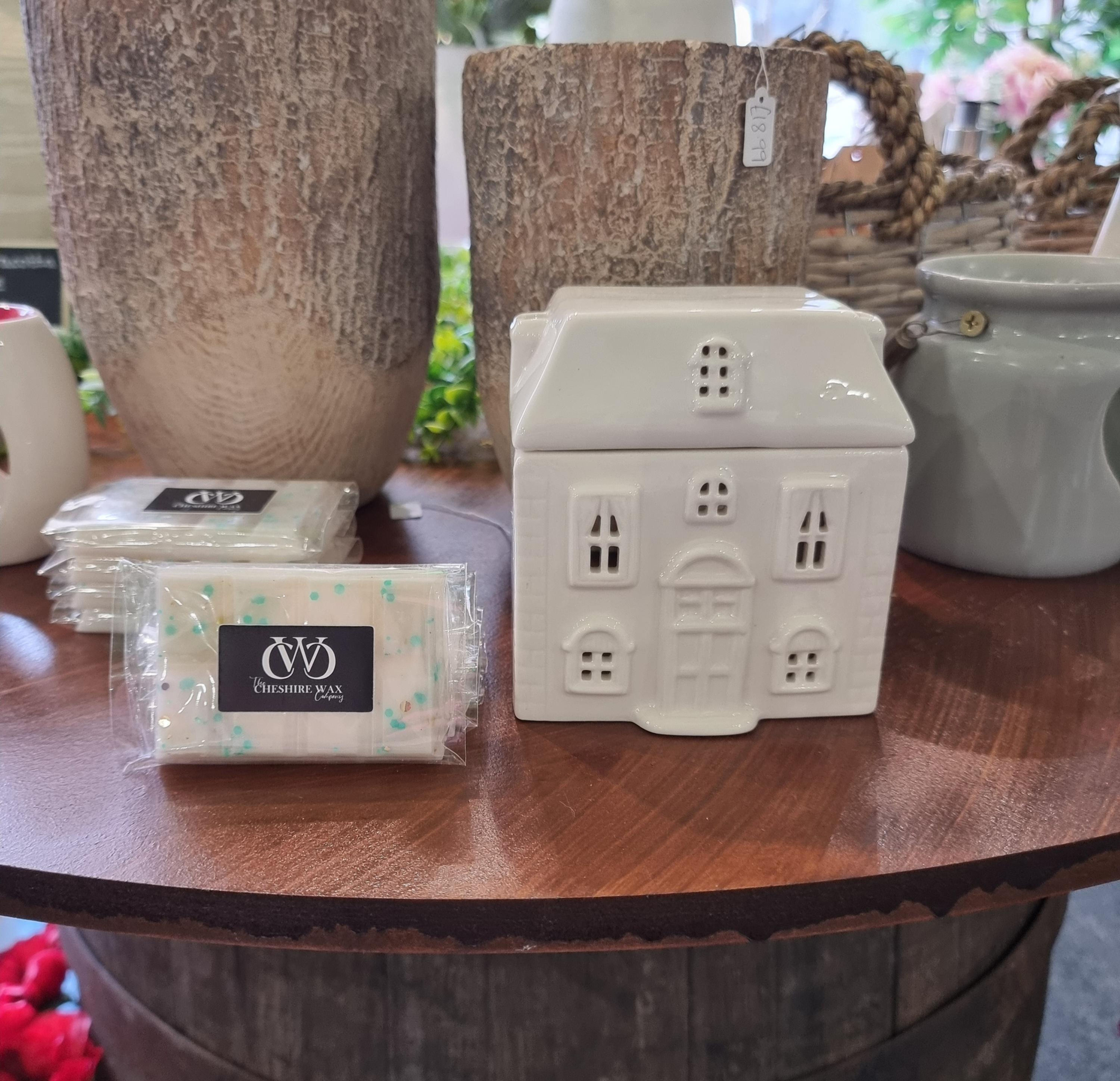 Ceramic Small House Wax Burner