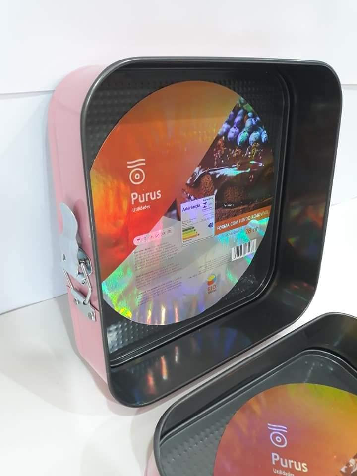 Miniatura: Forma Quadrada com Fundo Removível 28cm Purus