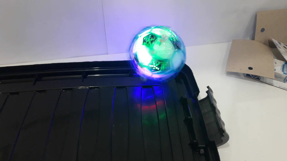 Miniatura: Bola Maluca que Pula com Som e Luz à Pilha