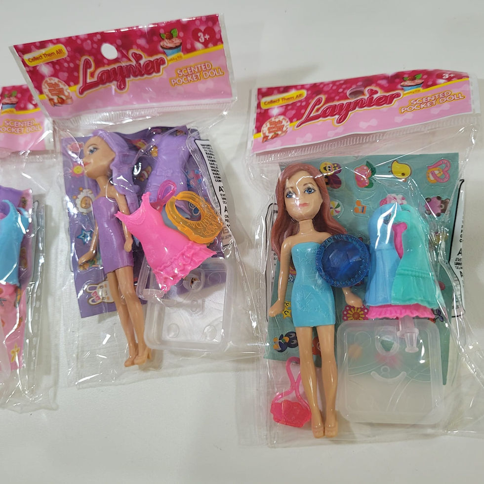 Miniatura: Boneca Plástica Mini Laynier com Acessórios