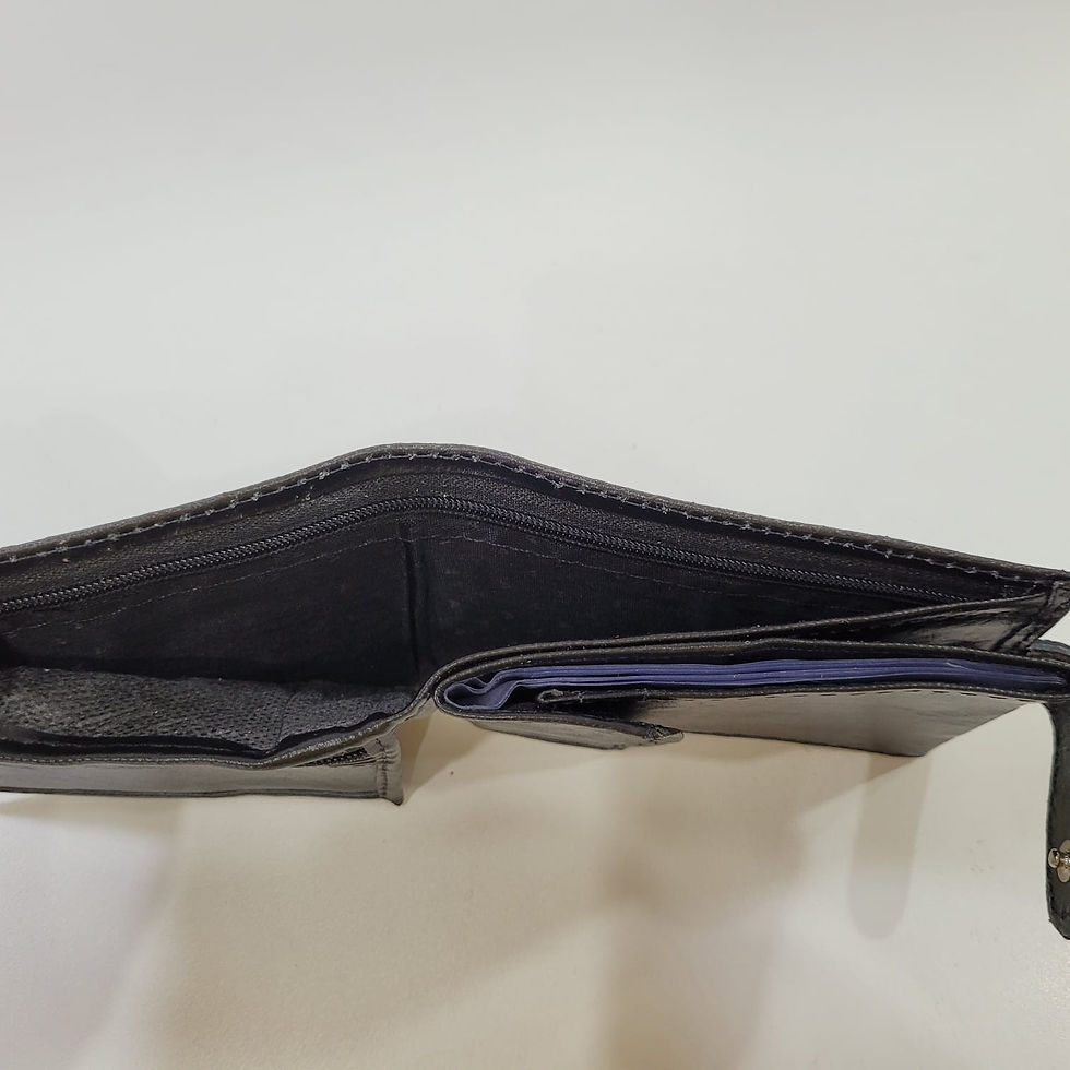 Miniatura: Carteira Masculina de Couro