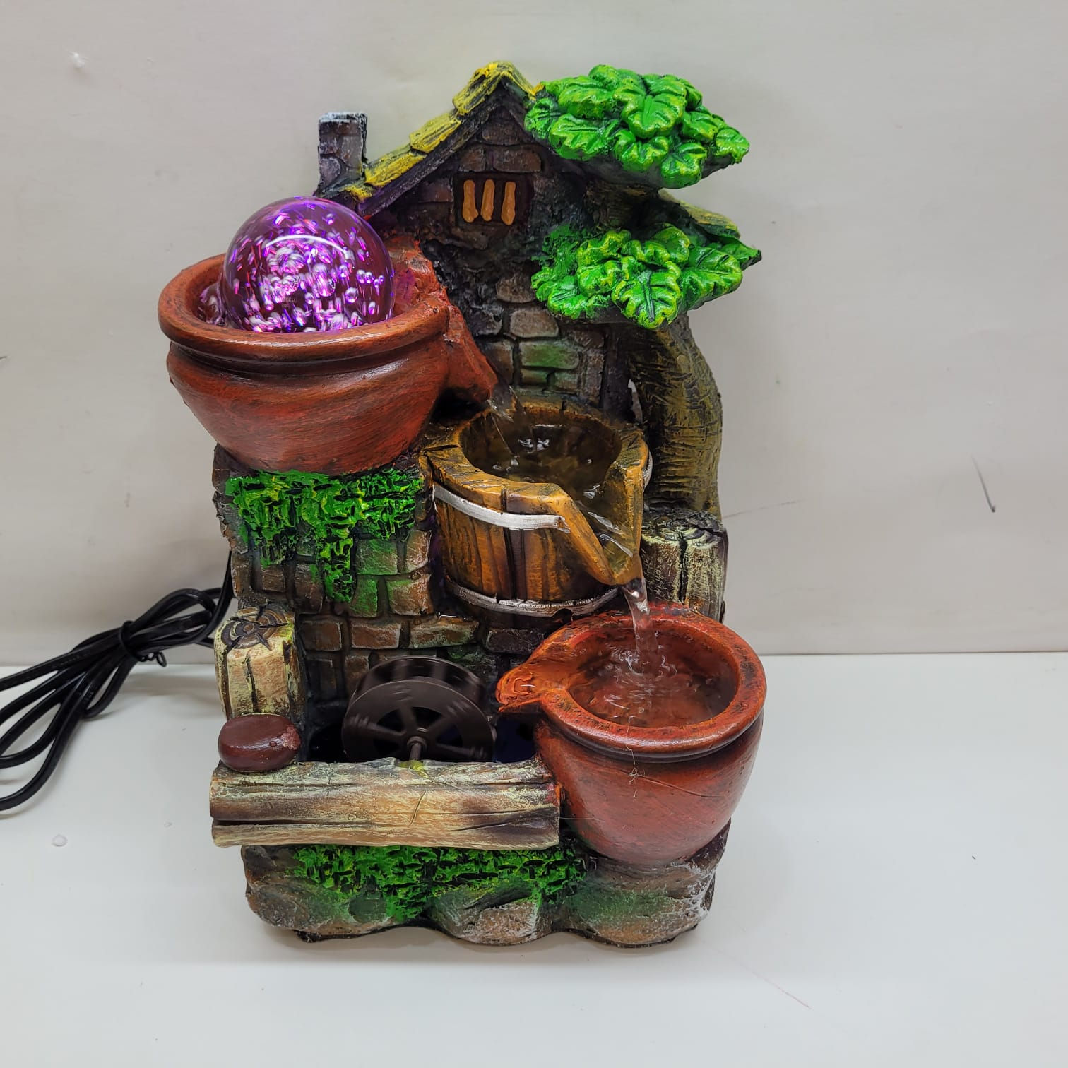 Fonte de Água Casinha com Árvores 17,5X15X26,5cm