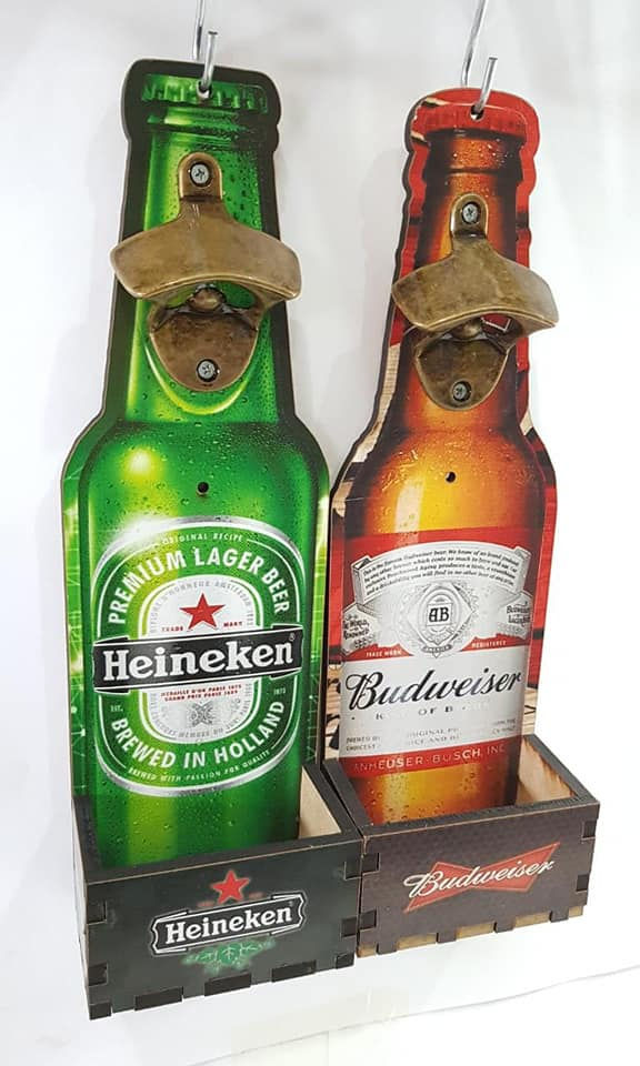 Miniatura: Abridor de Garrafas Decorativo com Porta Tampinhas
