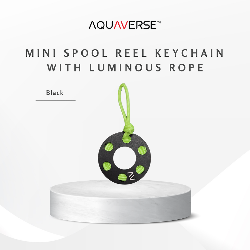 Thumbnail: Mini Reel Pendant With Luminous Rope