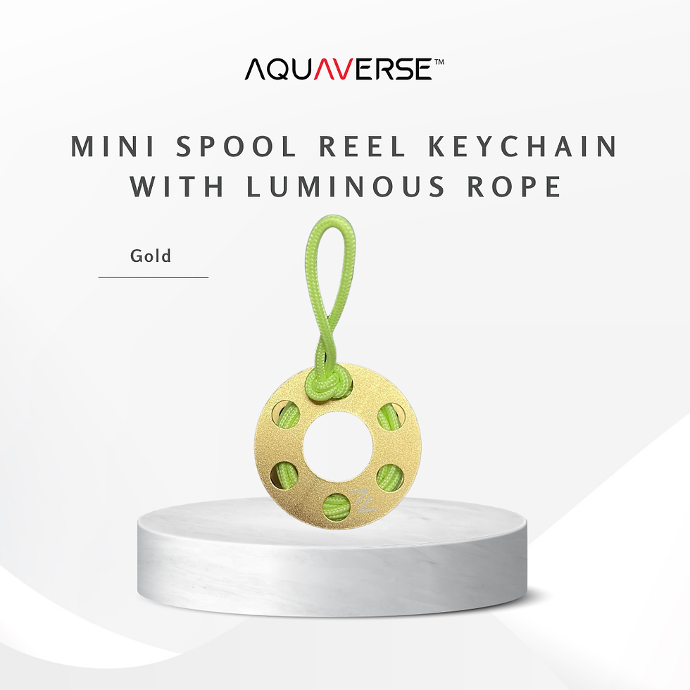 Thumbnail: Mini Reel Pendant With Luminous Rope