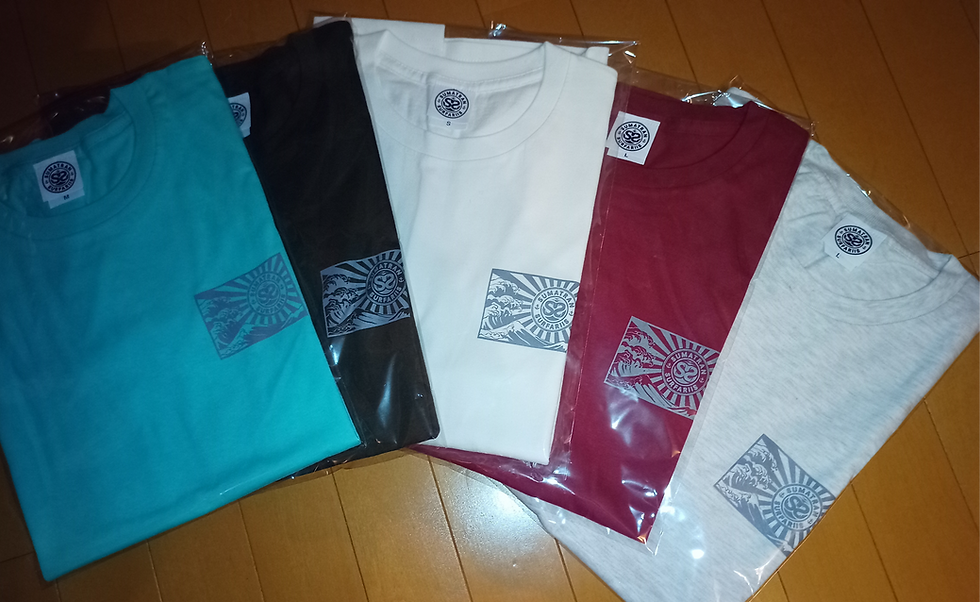 サムネイル： Tシャツ