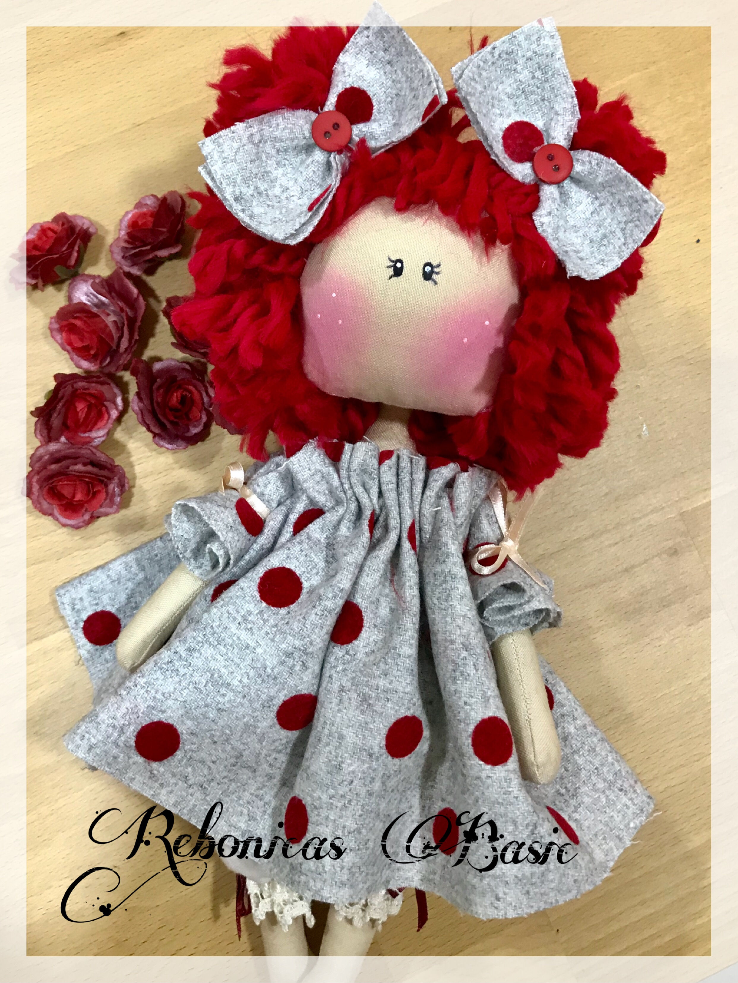 Muñeca de tela basica 30cm