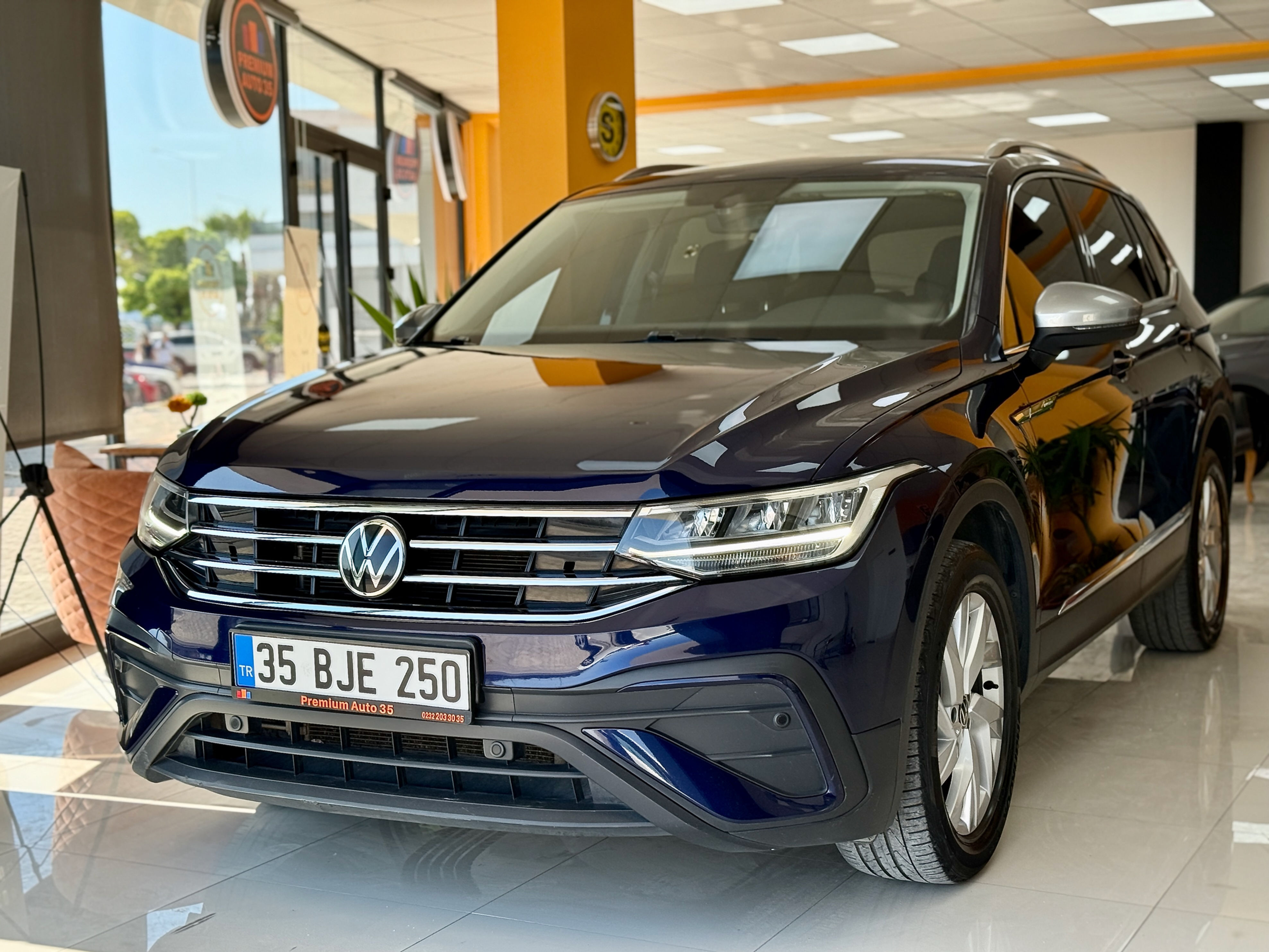 2022 Model Volkswagen Tiguan AllSpace 1.5 TSI Life Atlantik Mavi Metalik