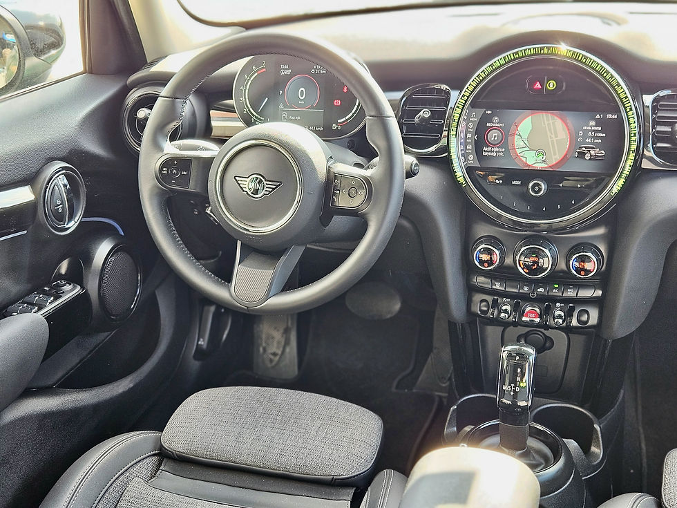 Küçük resim: 2022 Model Mini Cooper 1.5 Signature British Racing Green