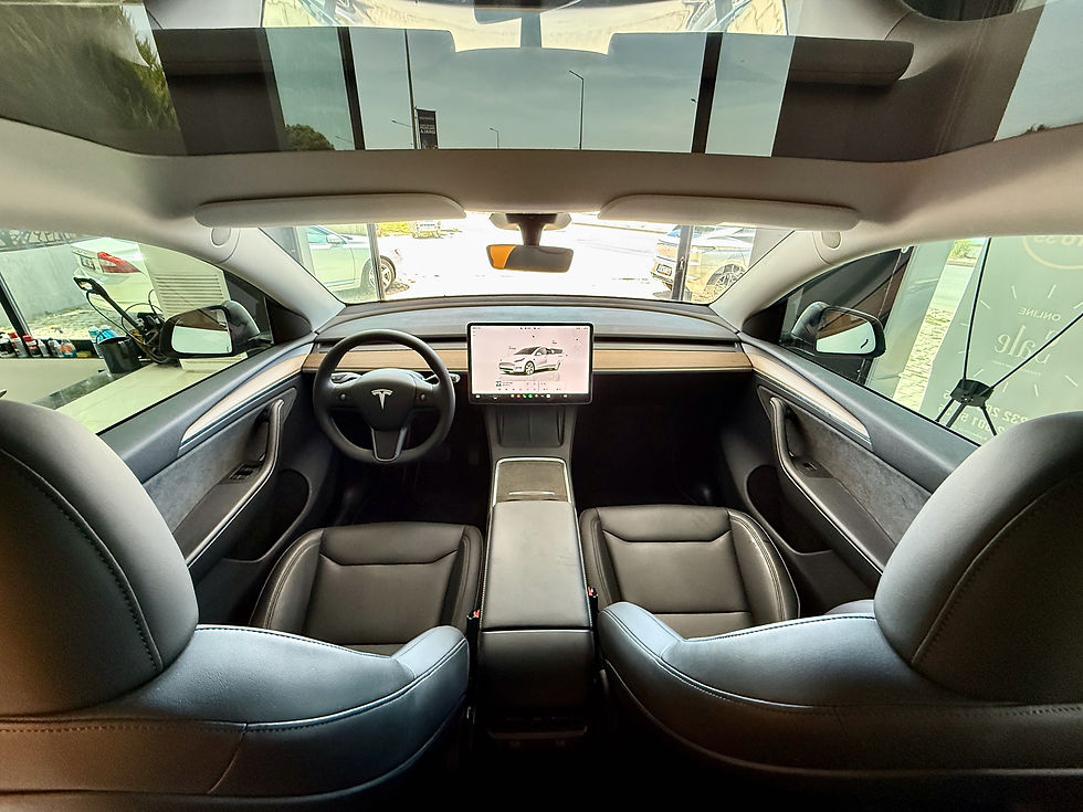 Küçük resim: 2024 Model Tesla Model Y Standard Range (RWD) Beyaz