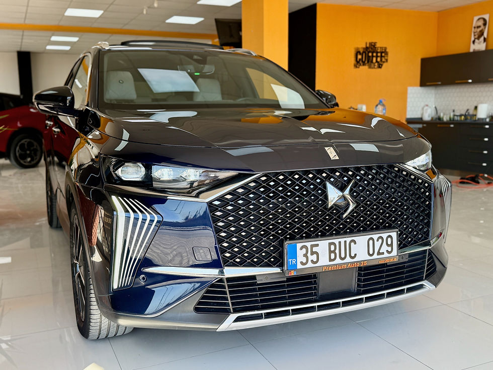Küçük resim: 2022 Model DS Automobiles DS 7 1.6 E-Tense 225 Hp Opera Sedefli Safir Mavi