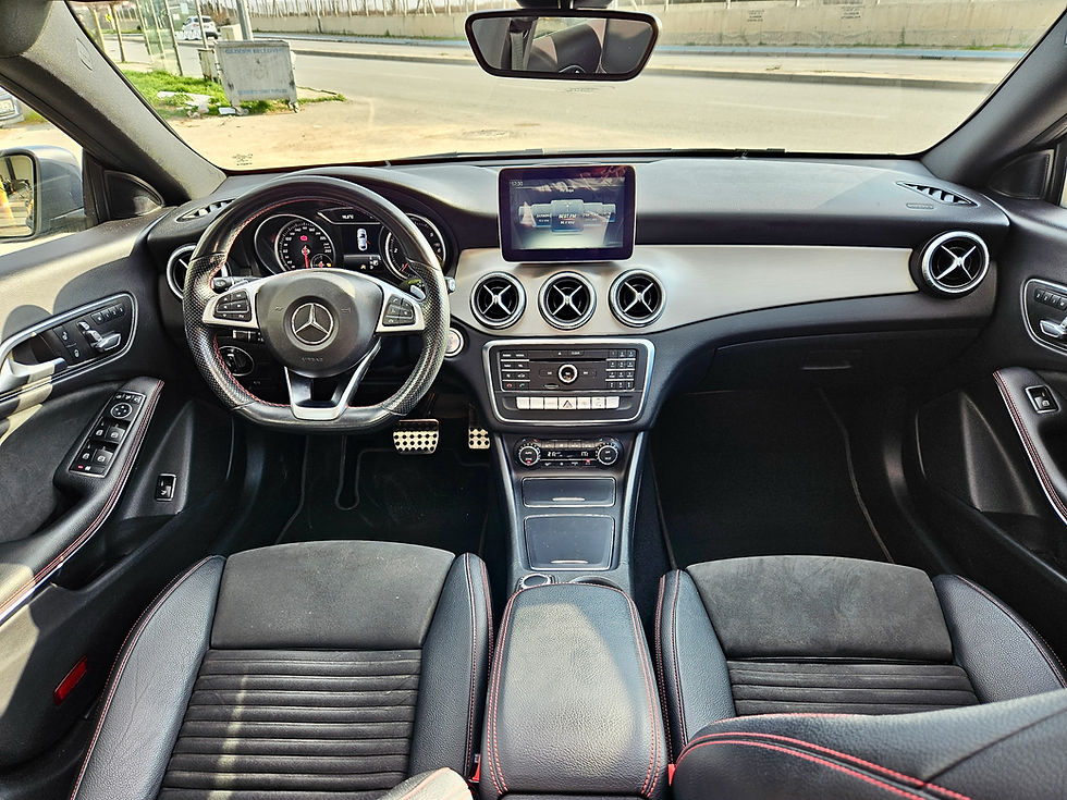 Küçük resim: 2016 Model Mercedes Benz CLA 180 d 1.5 109 PS 7G-DCT AMG Metalik Dağ Grisi