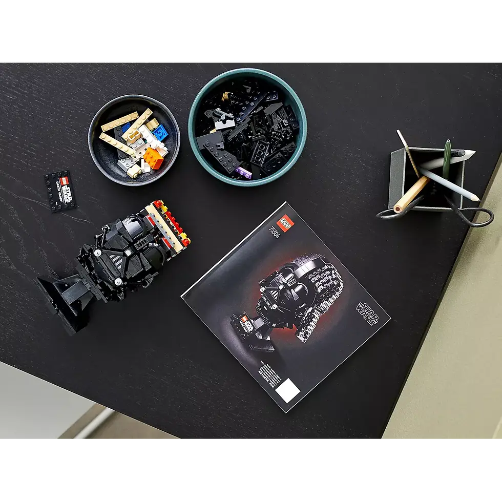 Küçük resim: LEGO® Star Wars™ 75304 Darth Vader™ Helmet