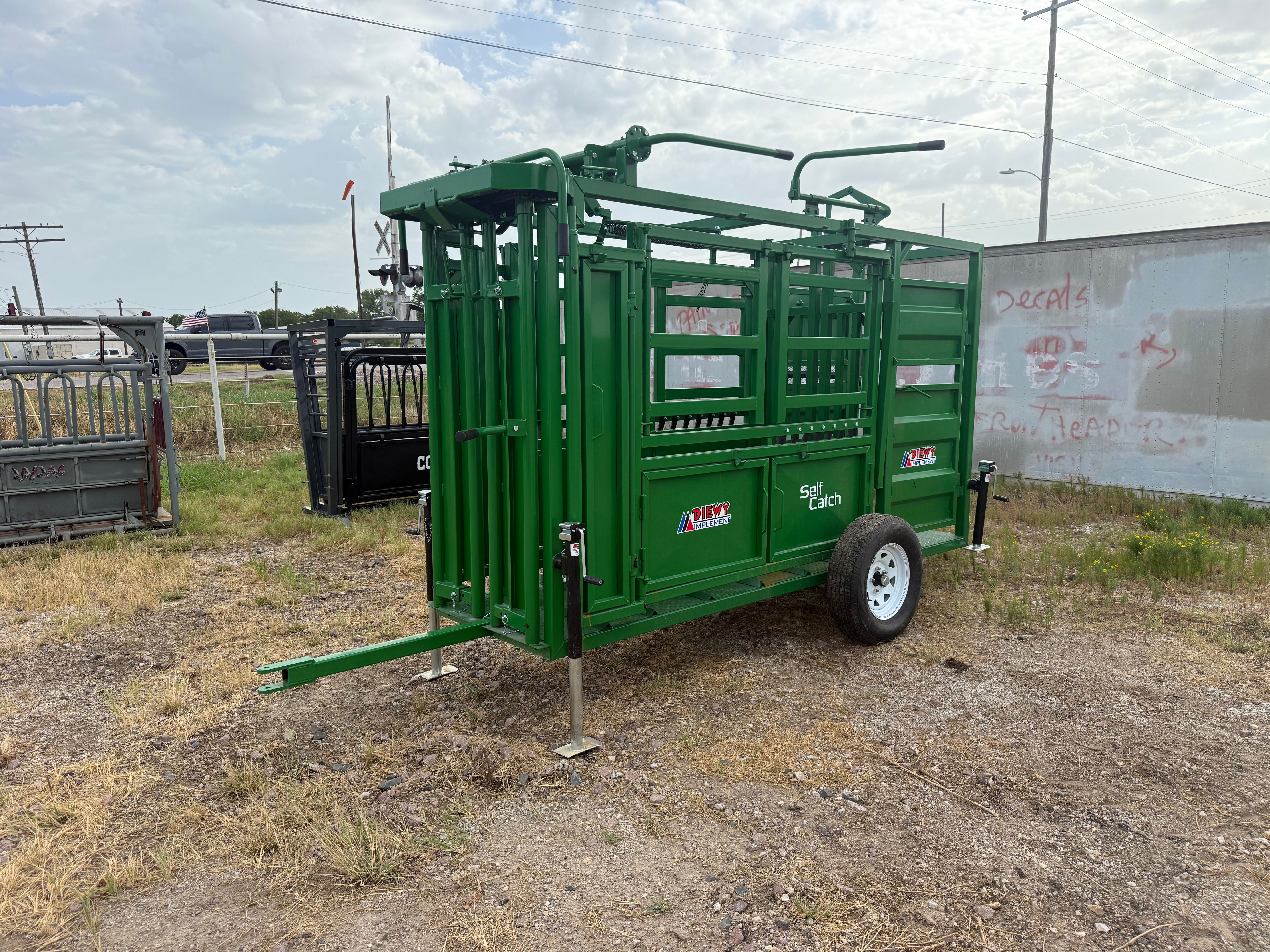 Portable working chute