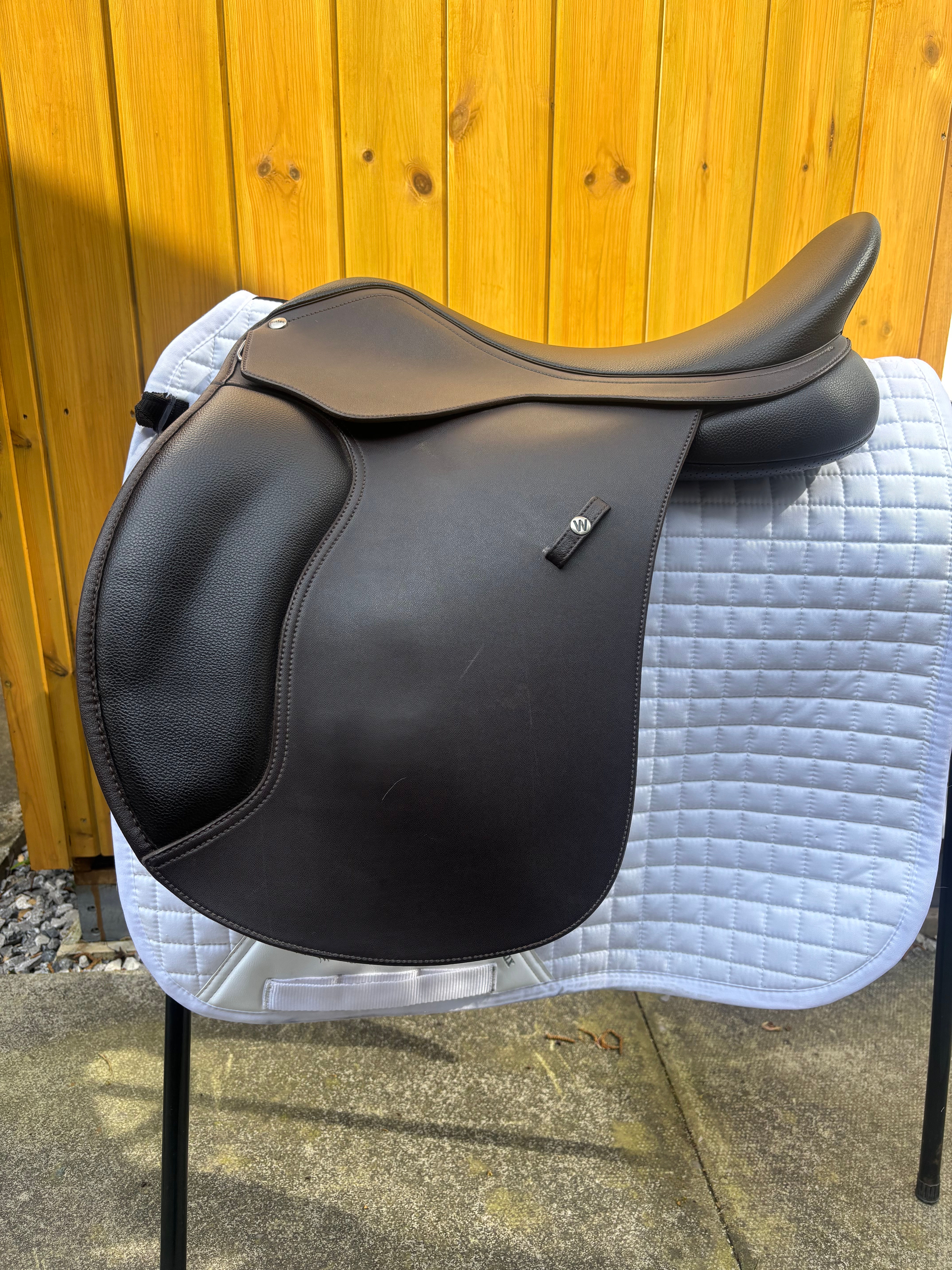 Wintec Wide 500 AP HART 17.5" Adjustable