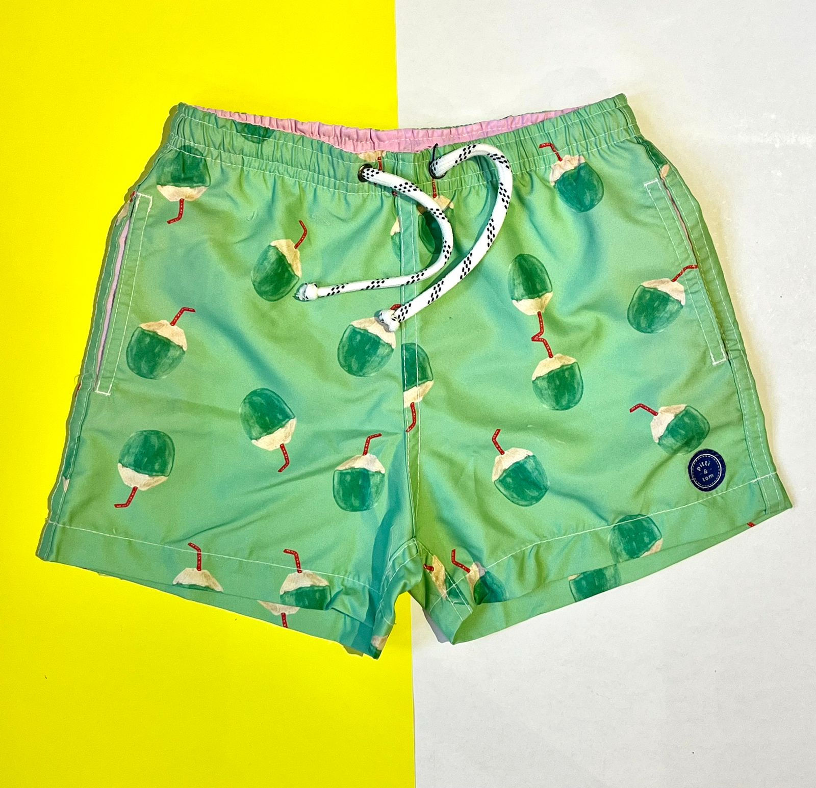 Short Praia estampa Coco