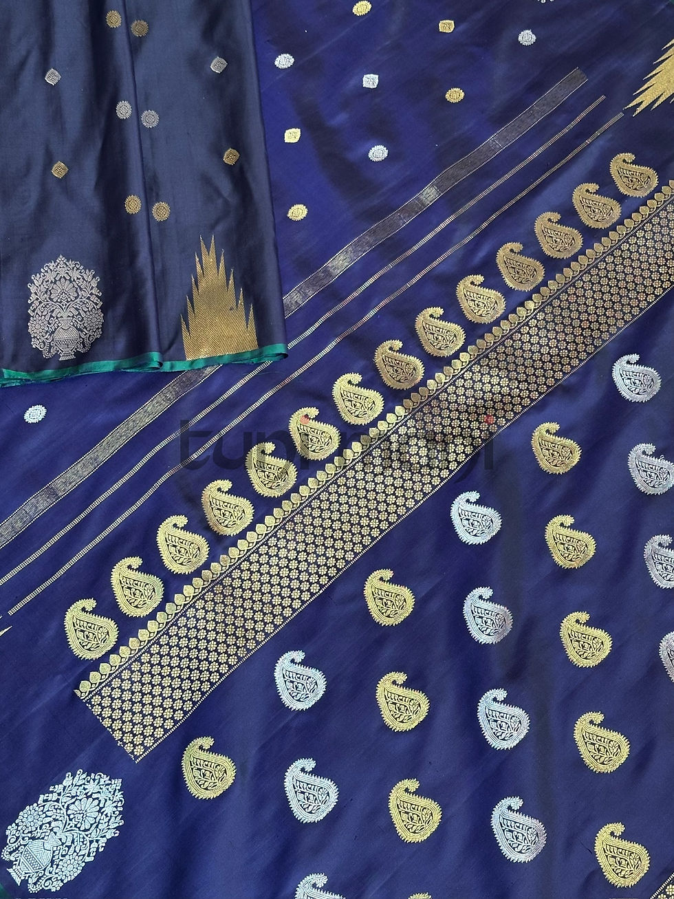 Thumbnail: Dark Blue Shade Gadwal Silk Saree with Contrast Dual-Tone Silk Blouse