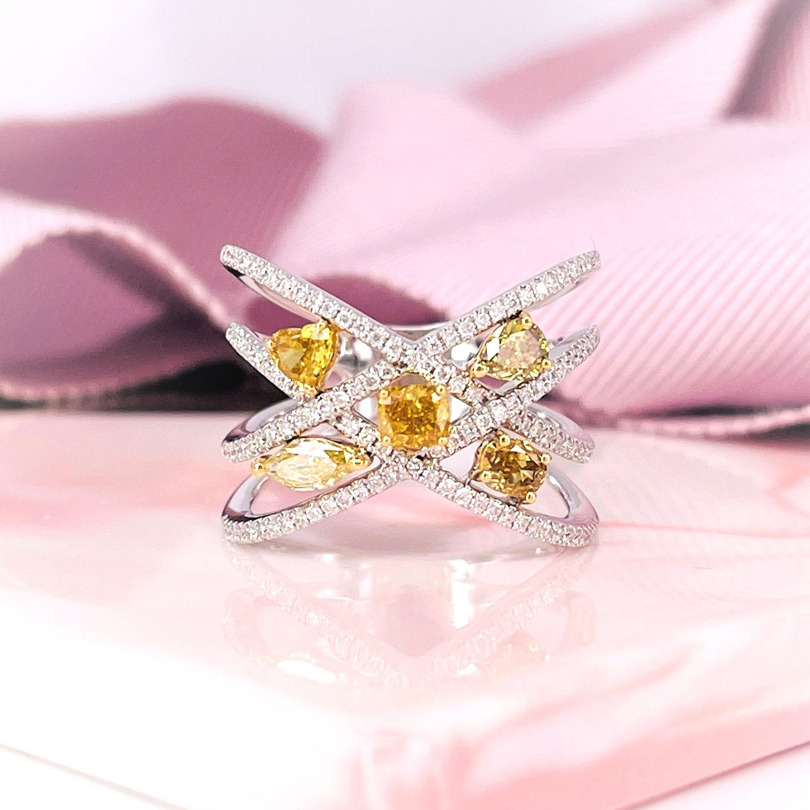 18K/750 Yellow Diamond Ring (黃金鑽石戒指)