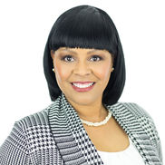 Woman with professional headshot hair and makeup. West Palm Beach, FL